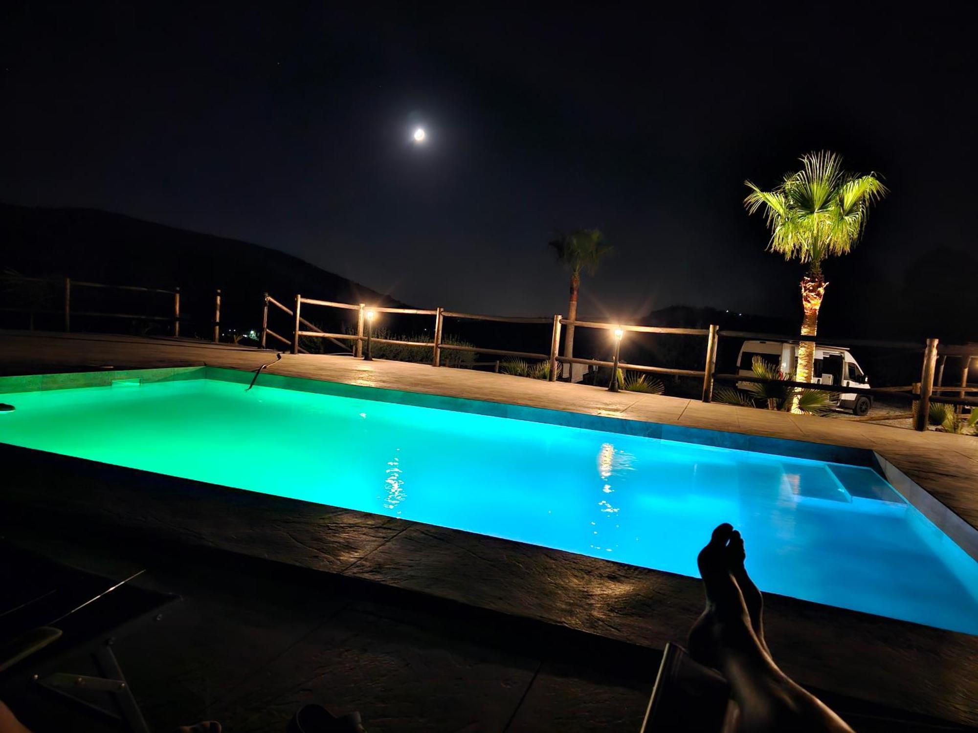 Finca Las 3R マラガ エクステリア 写真